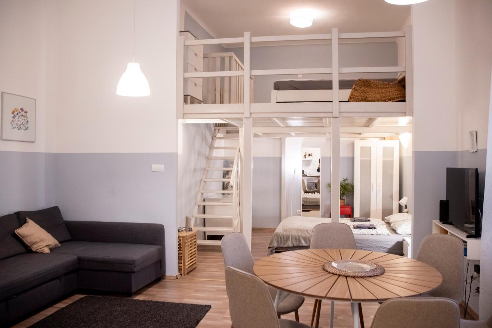 Klau33 Apartment In Party District Budapest Bagian luar foto